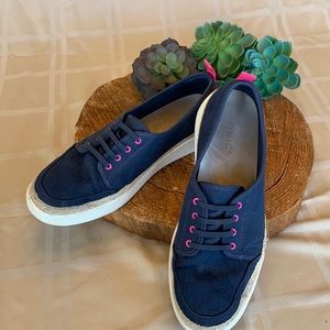 Vionic slip-on sneakers